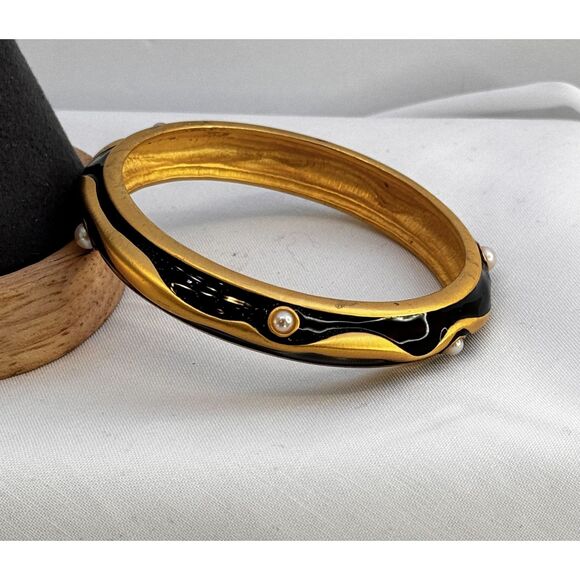 Vintage Gold/Black Bangle Bracelet - Picture 4 of 6